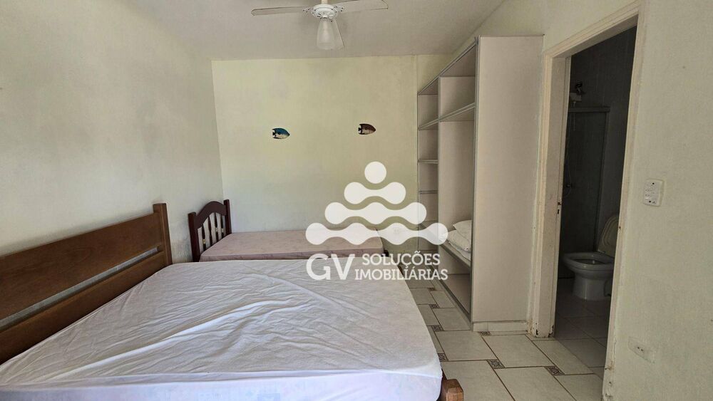 Casa à venda com 6 quartos, 260m² - Foto 11