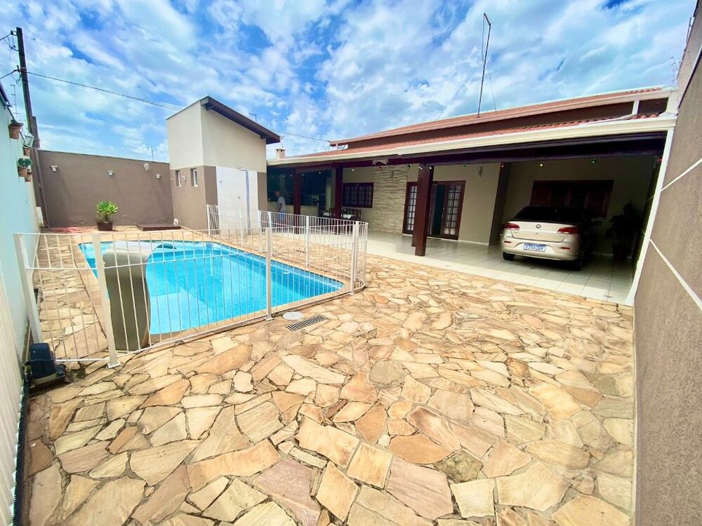 Casa, 2 quartos, 167 m² - Foto 1