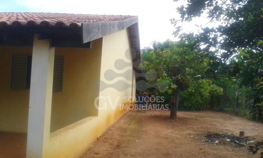 Chácara, 2 quartos, 1079 m² - Foto 6