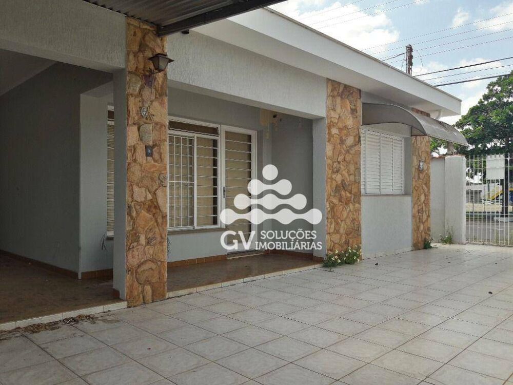 Casa à venda com 2 quartos, 128m² - Foto 3