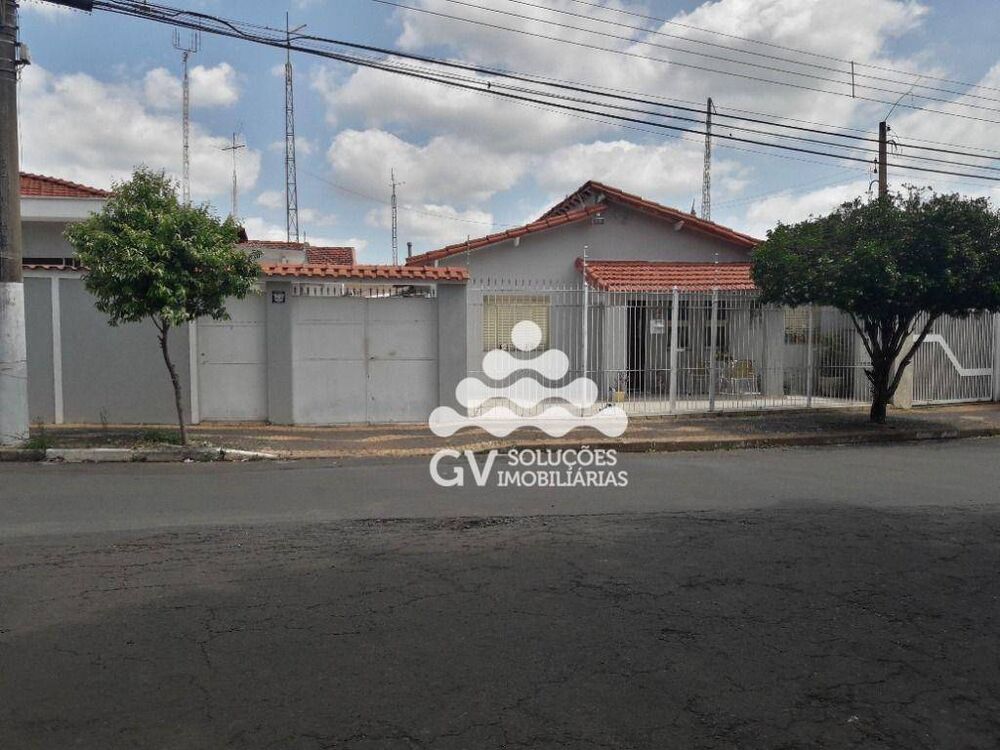 Casa à venda com 2 quartos, 128m² - Foto 7