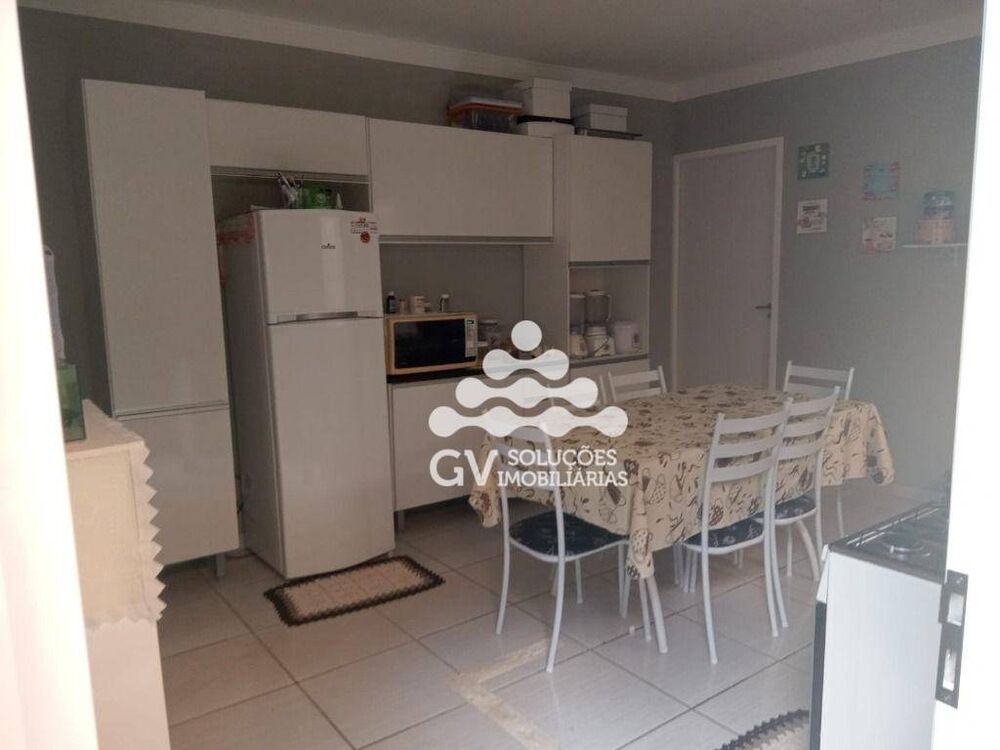 Casa, 3 quartos, 72 m² - Foto 1