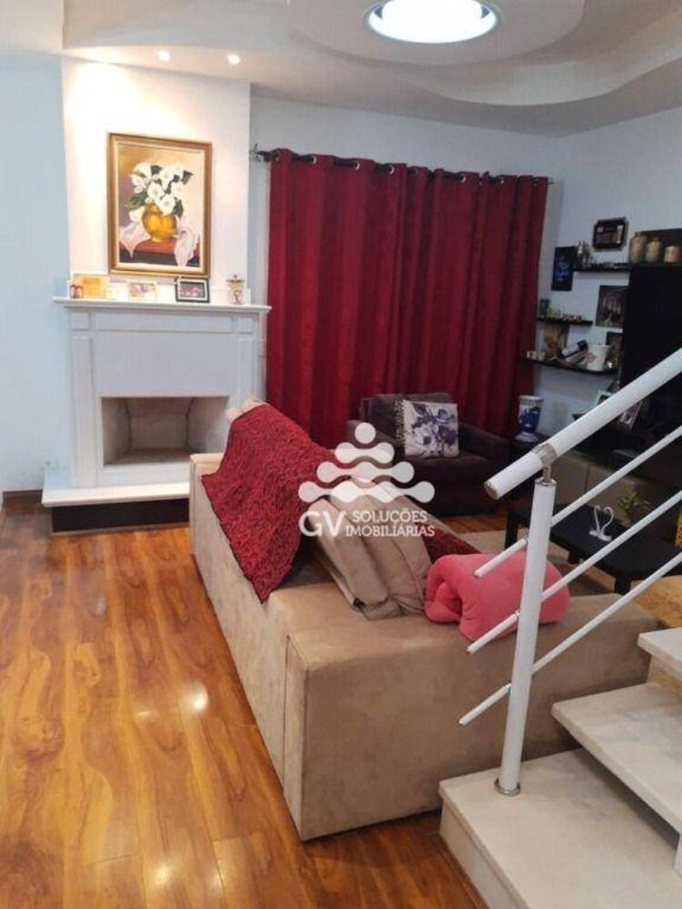 Casa de Condomínio à venda com 3 quartos, 222m² - Foto 3
