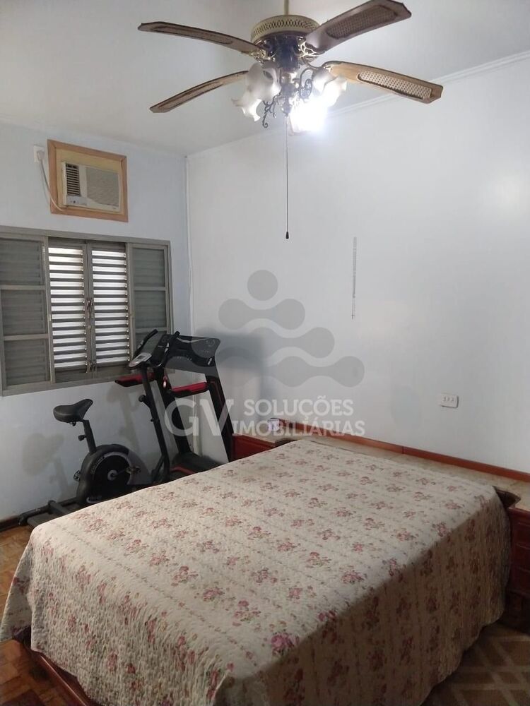 Casa à venda com 4 quartos, 112m² - Foto 4