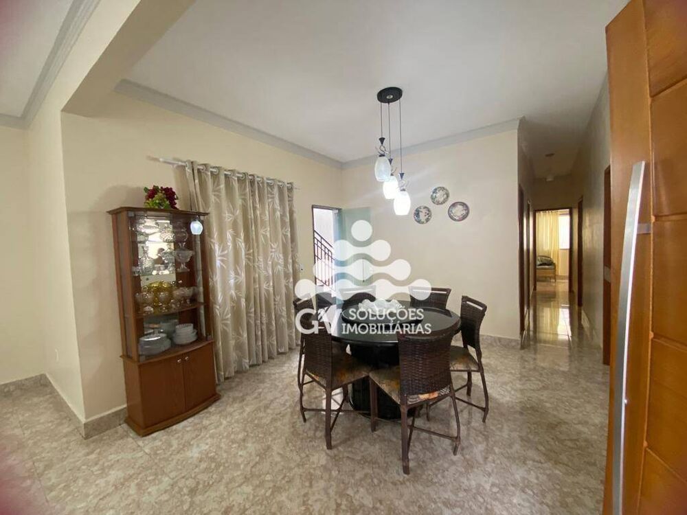Casa à venda com 6 quartos, 460m² - Foto 4