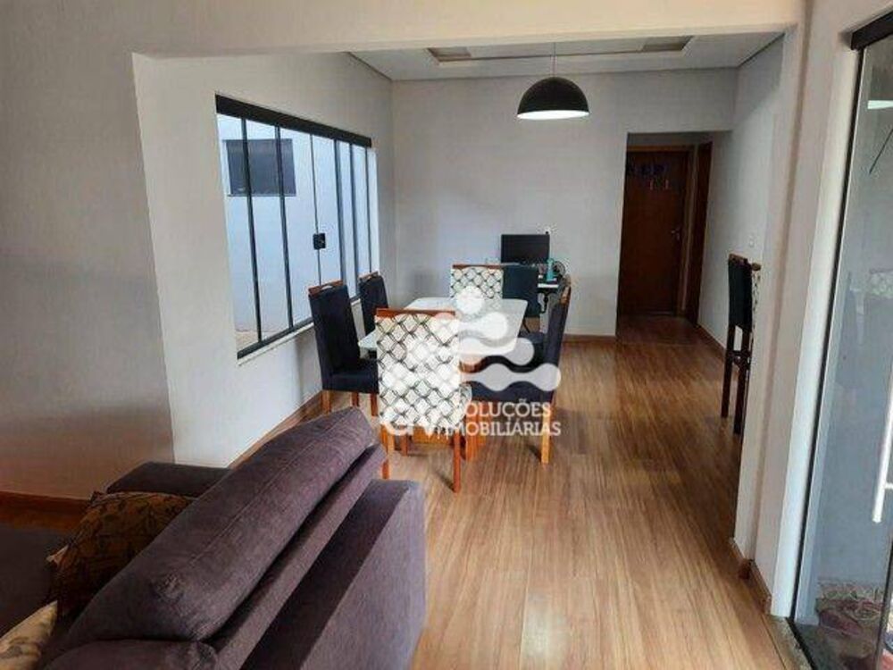 Casa à venda com 2 quartos, 140m² - Foto 6