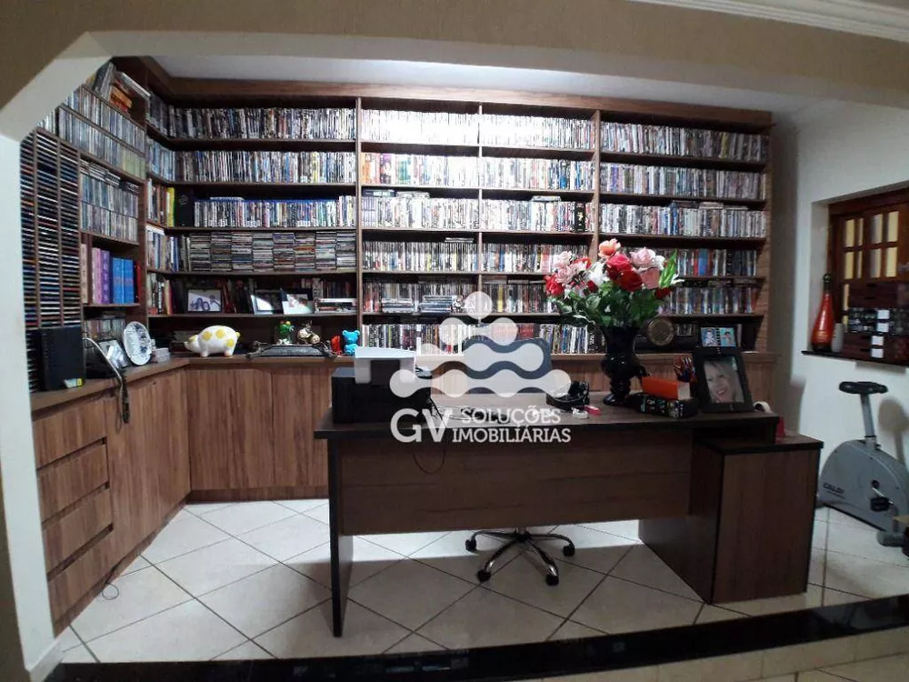 Casa, 3 quartos, 137 m² - Foto 3