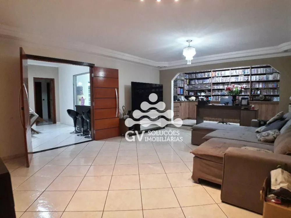 Casa, 3 quartos, 137 m² - Foto 2