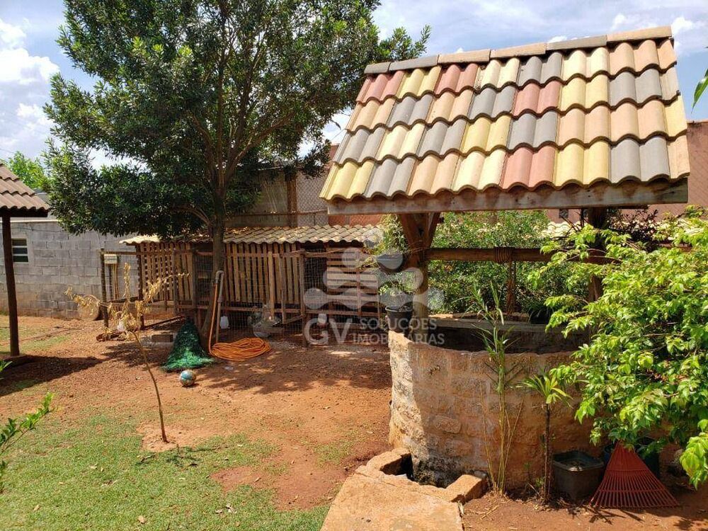 Chácara à venda com 4 quartos, 500m² - Foto 2