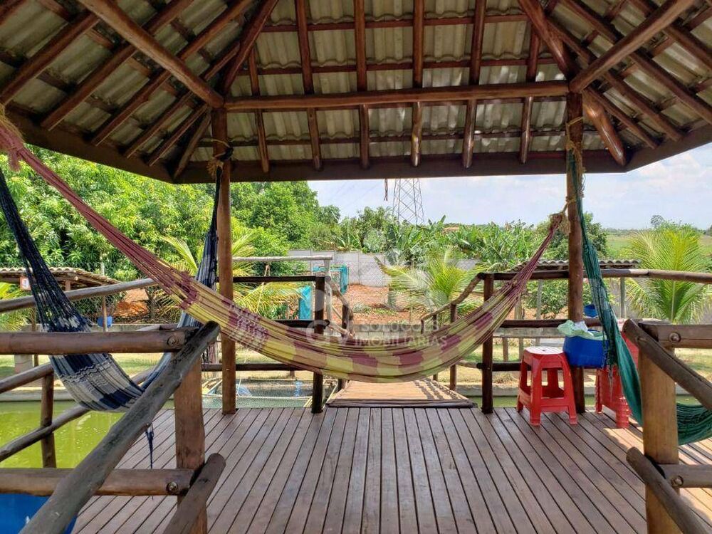 Chácara à venda com 4 quartos, 500m² - Foto 1