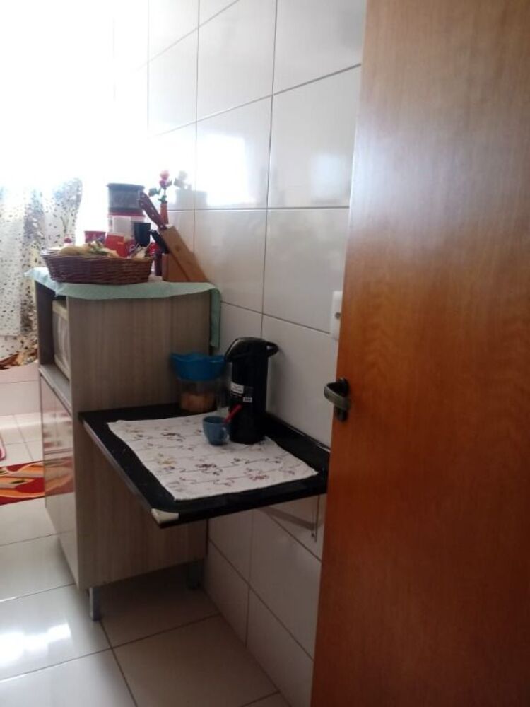 Apartamento à venda com 2 quartos, 61m² - Foto 2