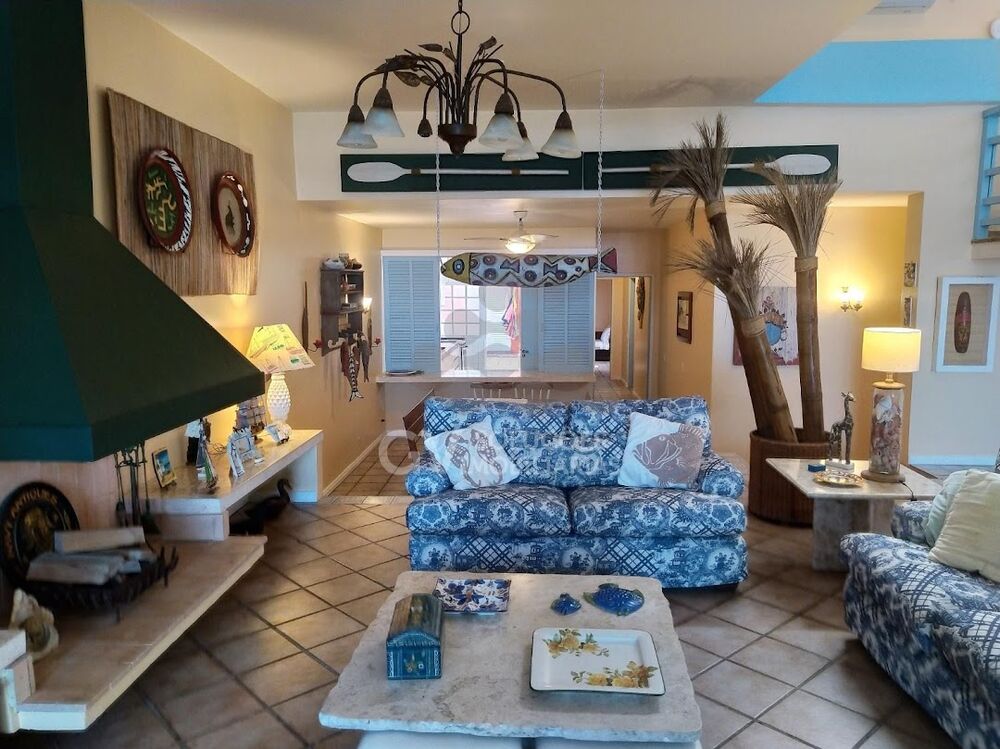 Casa de Condomínio à venda com 5 quartos, 378m² - Foto 4