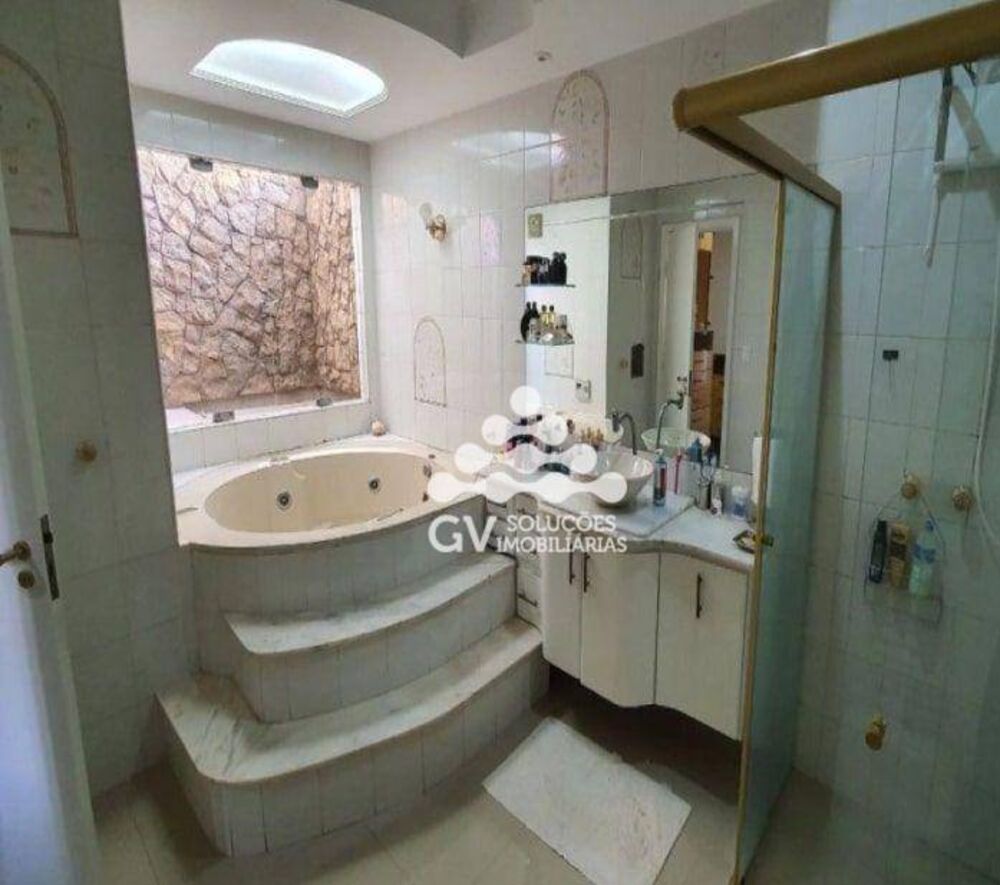 Sobrado à venda com 3 quartos, 450m² - Foto 4
