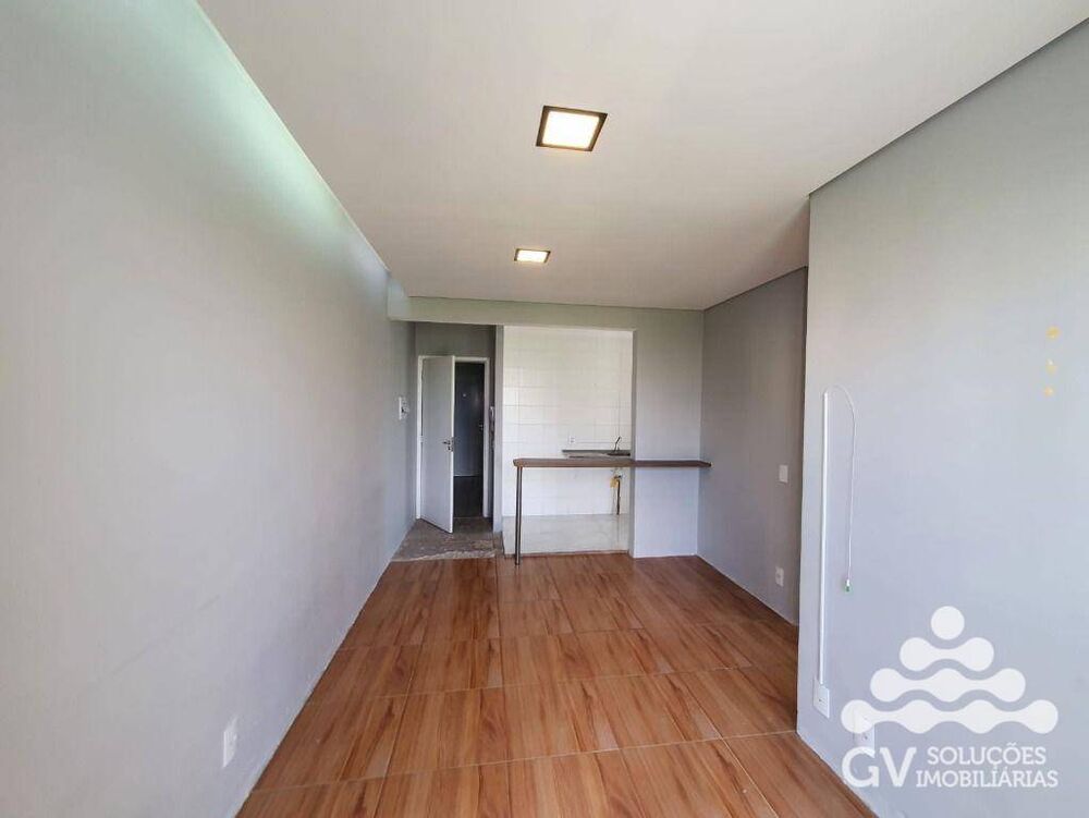 Apartamento à venda com 2 quartos, 57m² - Foto 2