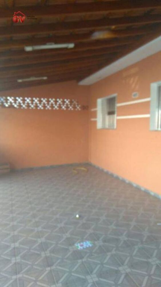 Casa à venda com 2 quartos, 80m² - Foto 2