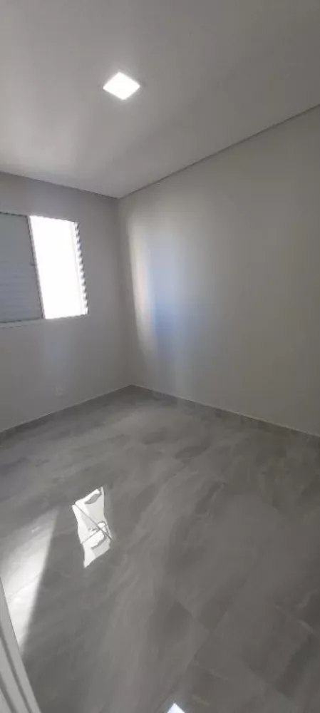 Apartamento à venda com 2 quartos, 52m² - Foto 12