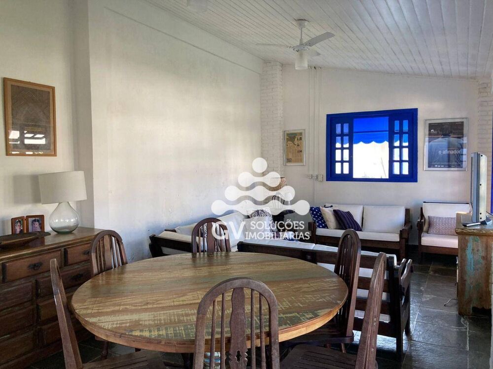 Casa à venda com 4 quartos, 243m² - Foto 6