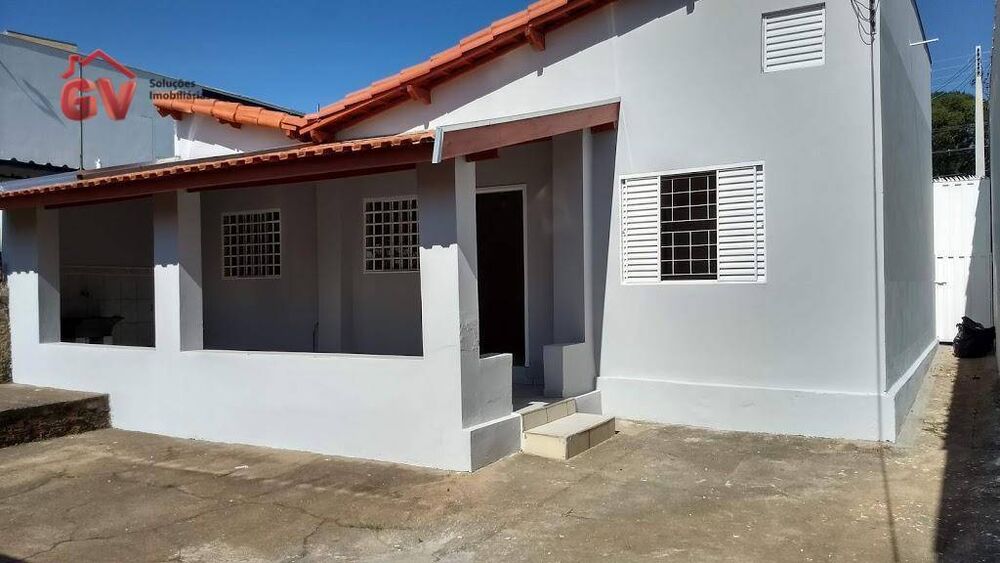 Casa para alugar com 2 quartos, 450m² - Foto 5