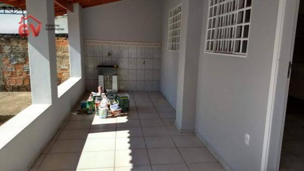 Casa para alugar com 2 quartos, 450m² - Foto 3