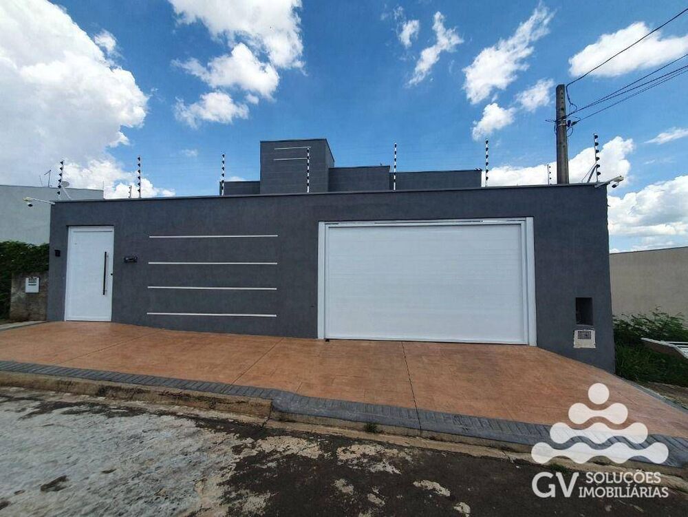 Casa, 3 quartos, 240 m² - Foto 1