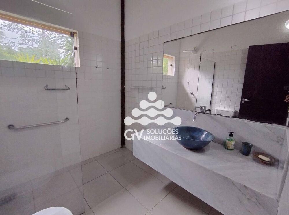 Casa de Condomínio à venda com 4 quartos, 245m² - Foto 8