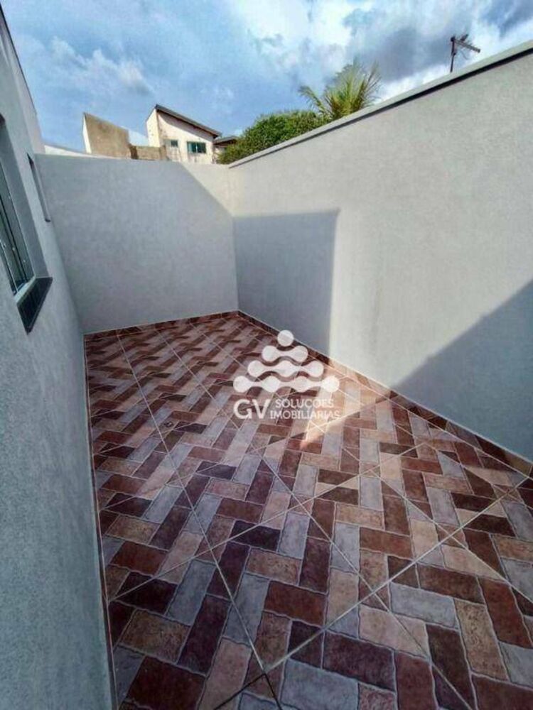 Casa à venda com 3 quartos, 88m² - Foto 2