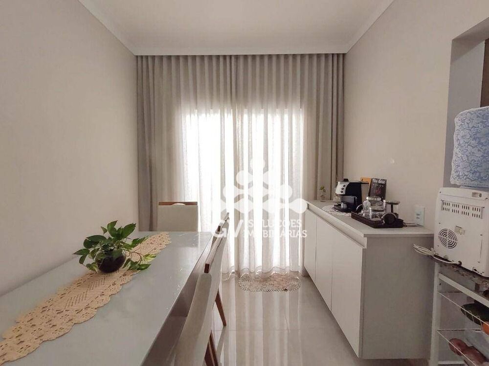 Casa à venda com 2 quartos, 120m² - Foto 17
