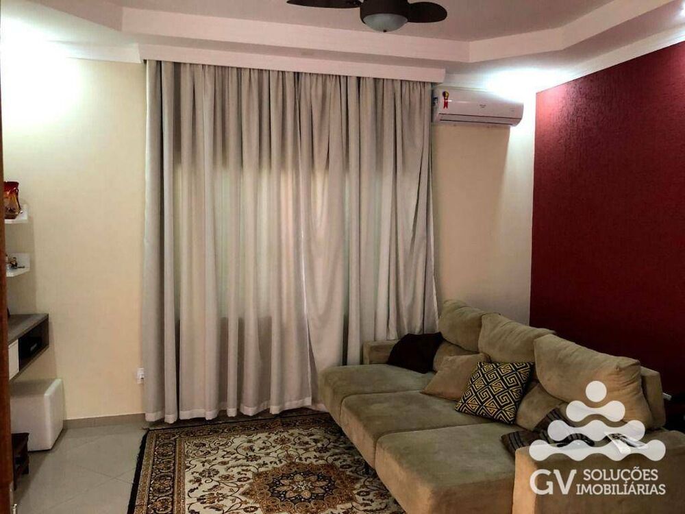 Casa à venda com 4 quartos, 145m² - Foto 2