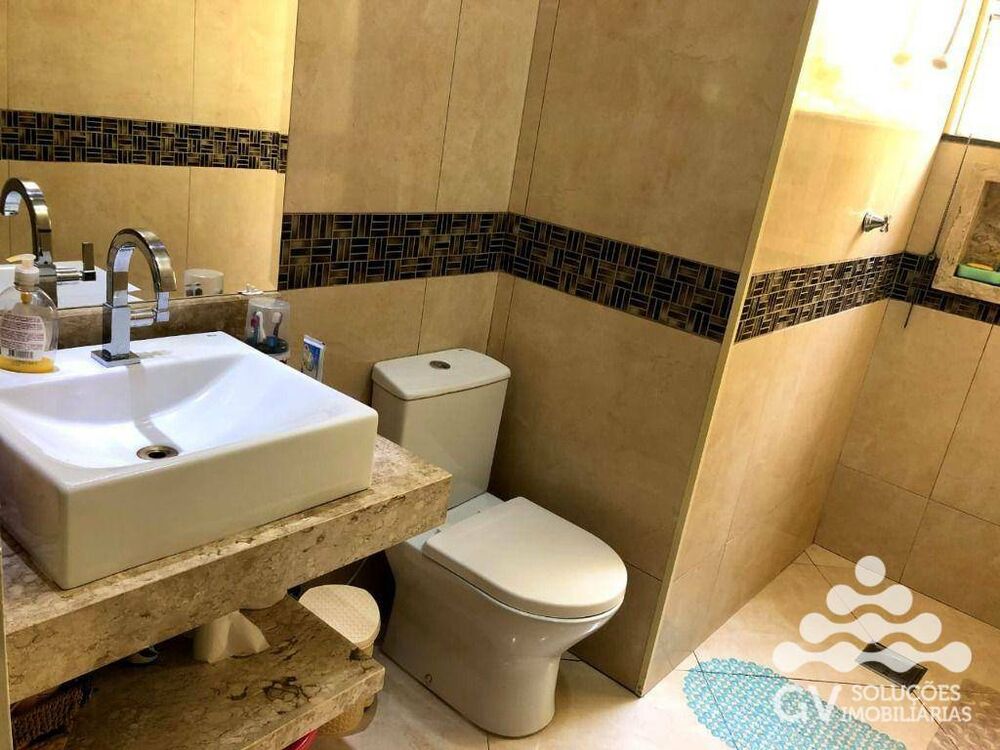 Casa à venda com 4 quartos, 145m² - Foto 14