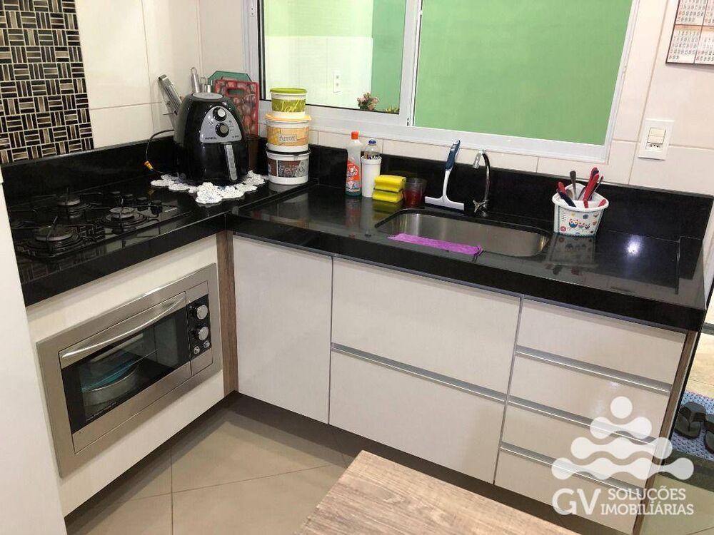 Casa à venda com 4 quartos, 145m² - Foto 10