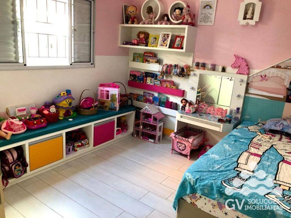 Casa à venda com 4 quartos, 145m² - Foto 15