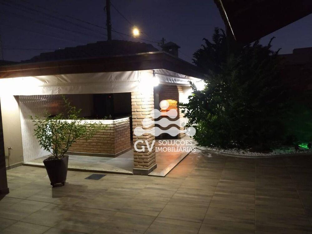 Casa à venda com 3 quartos, 175m² - Foto 19