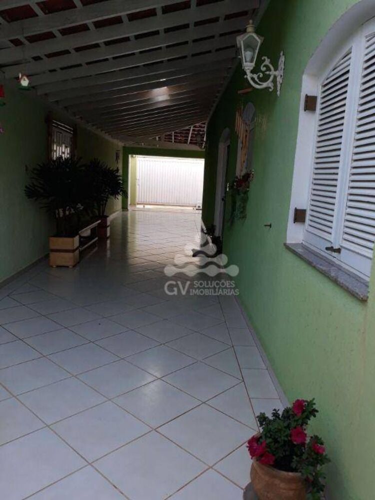 Casa à venda com 3 quartos, 180m² - Foto 3