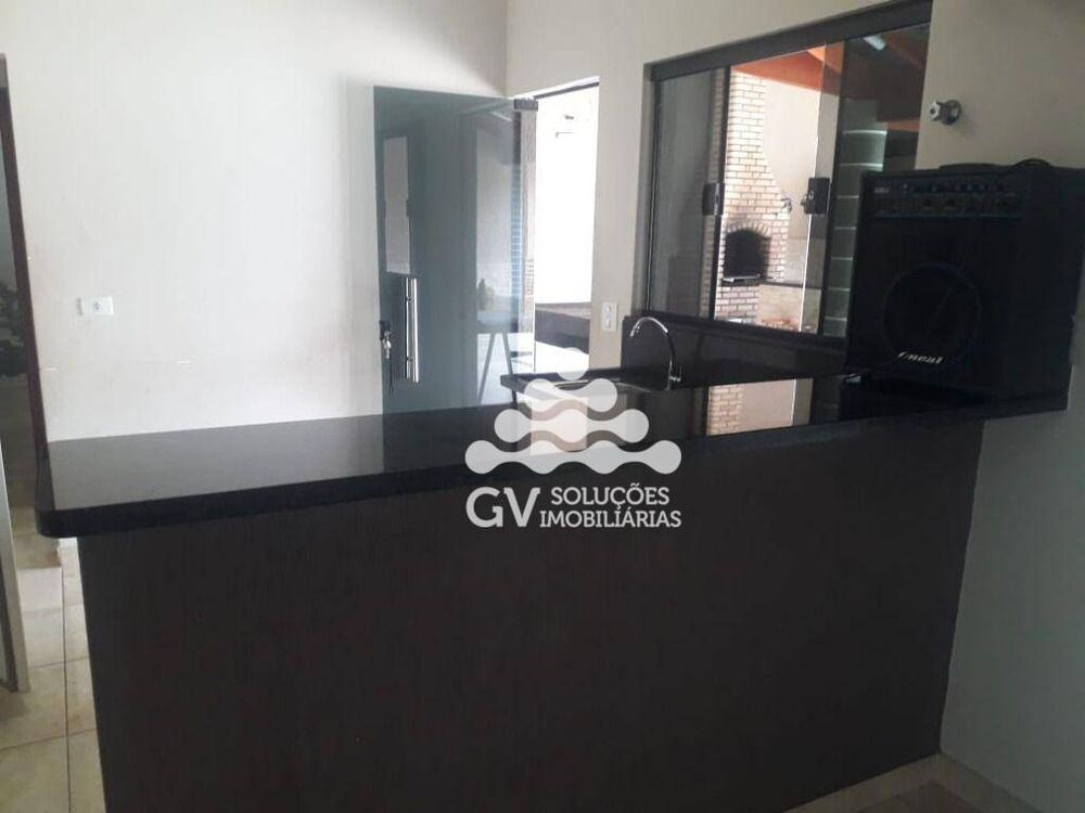 Chácara à venda com 1 quarto, 100m² - Foto 4