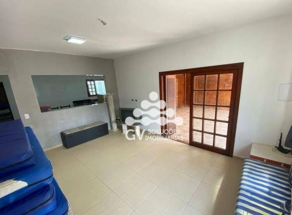 Casa à venda com 3 quartos, 140m² - Foto 4