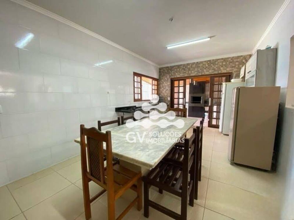 Casa à venda com 3 quartos, 140m² - Foto 7