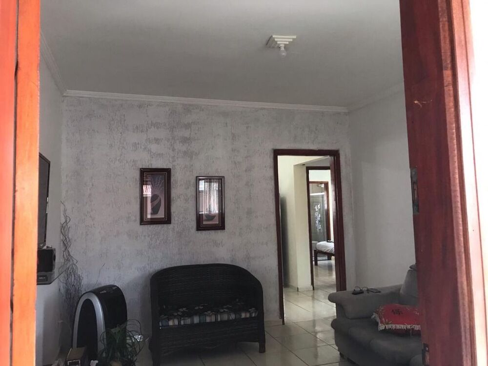 Casa à venda com 3 quartos, 137m² - Foto 11