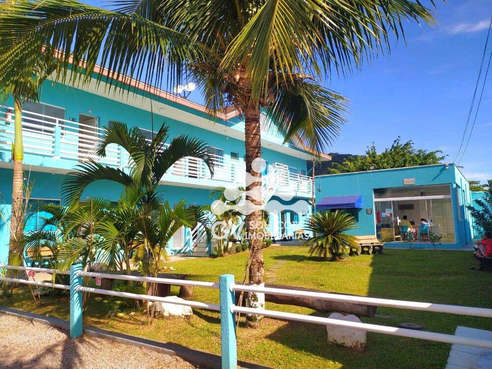 Pousada-Chalé à venda com 20 quartos, 1000m² - Foto 1