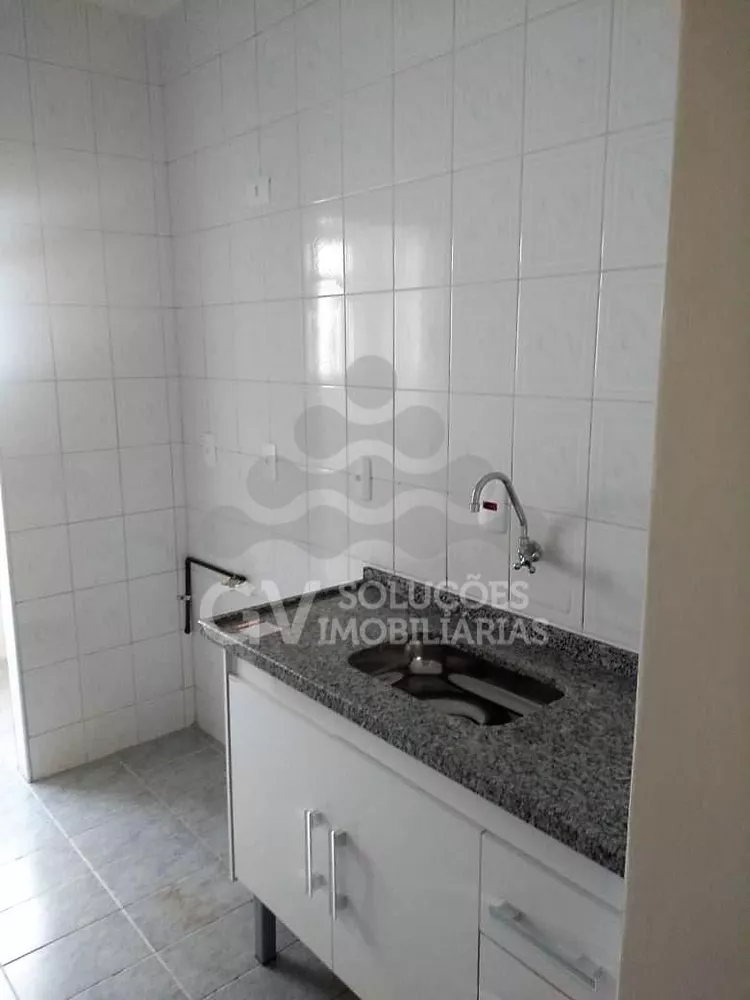 Apartamento à venda com 2 quartos, 59m² - Foto 4