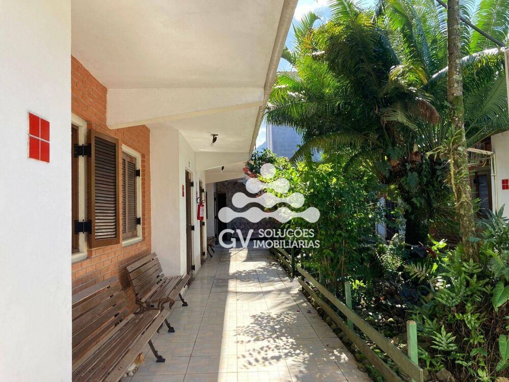 Pousada-Chalé, 17 quartos, 632 m² - Foto 2
