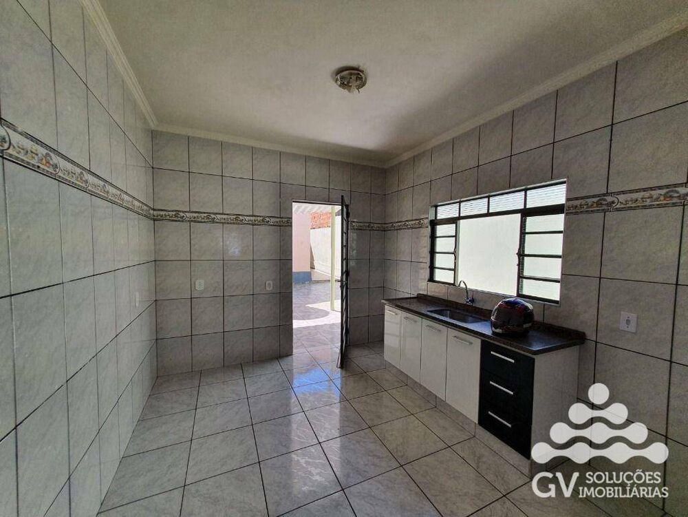 Casa, 2 quartos, 180 m² - Foto 4