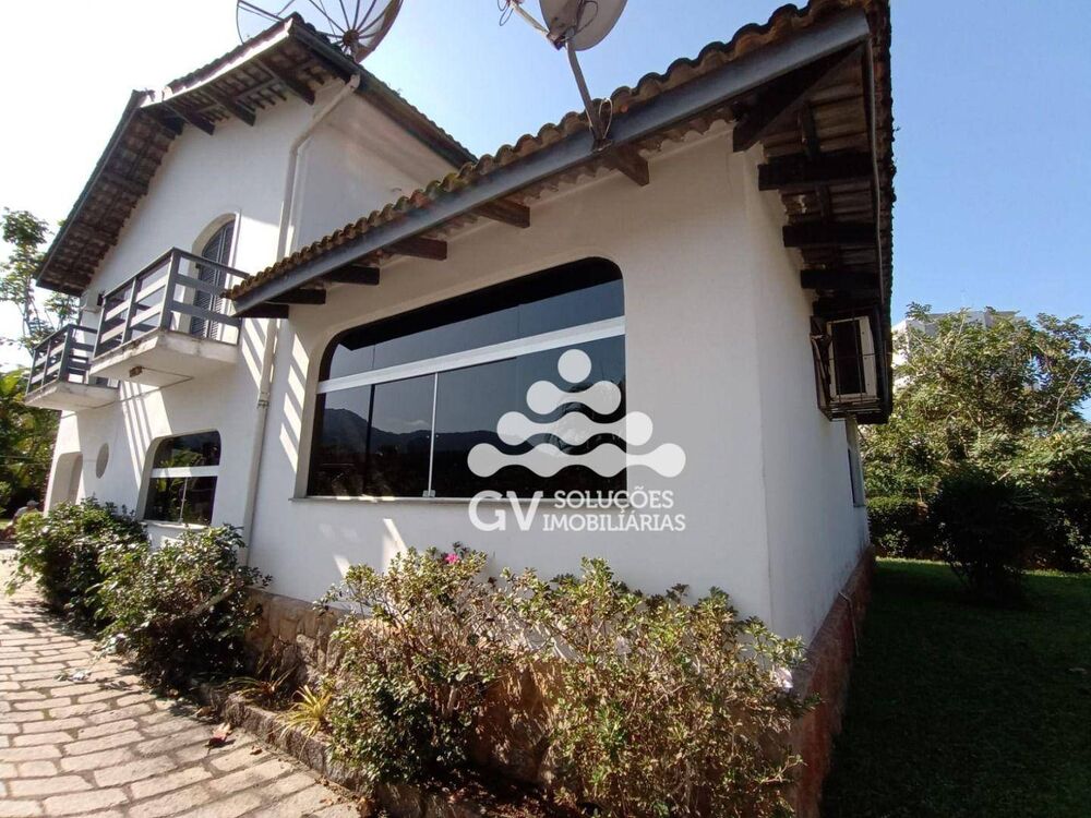 Sobrado, 6 quartos, 330 m² - Foto 2