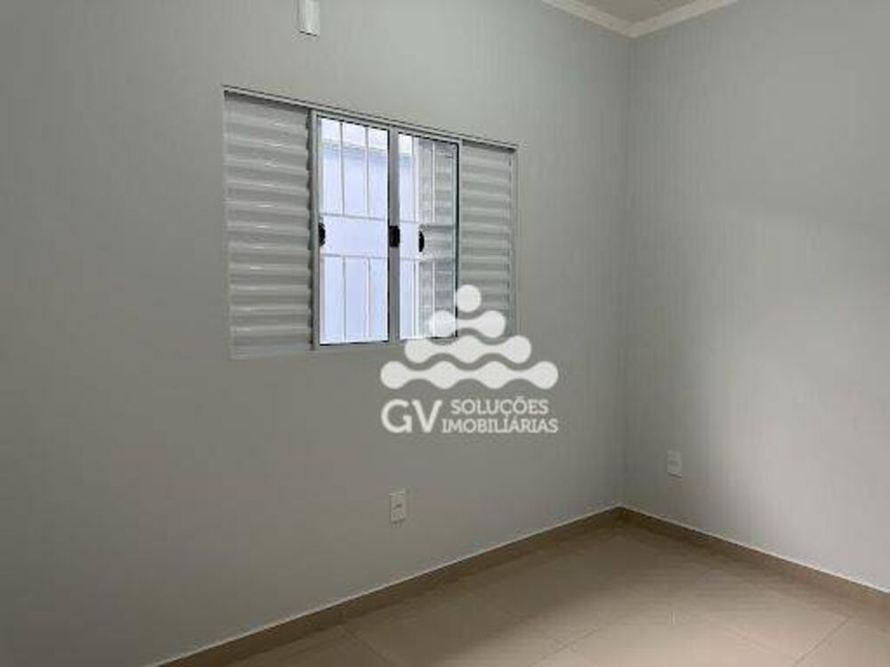 Casa à venda com 3 quartos, 115m² - Foto 2