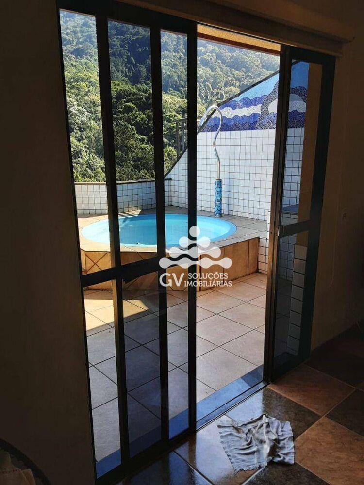 Cobertura à venda com 2 quartos, 121m² - Foto 1