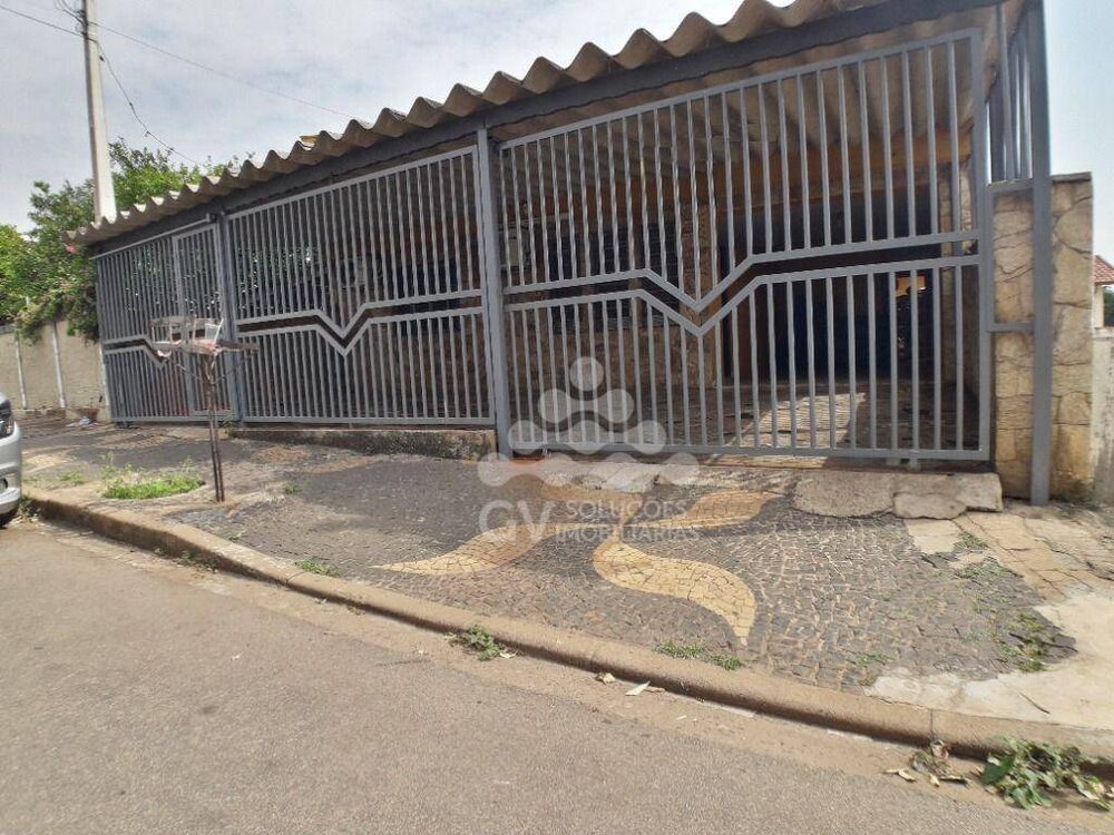 Casa, 3 quartos, 235 m² - Foto 1