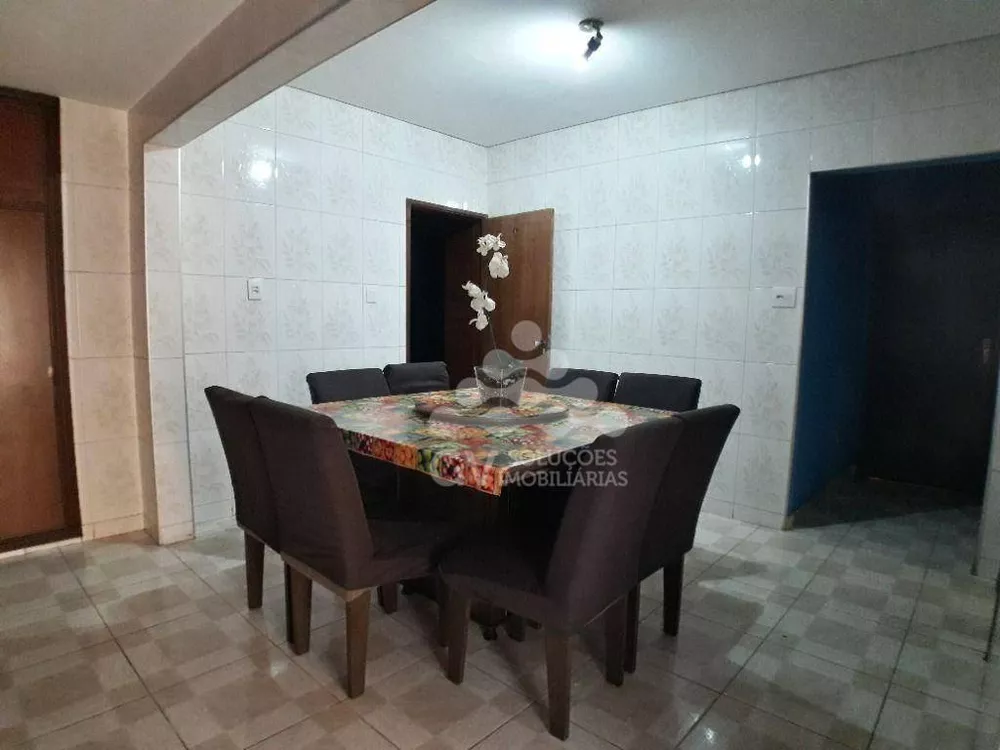 Casa, 3 quartos, 235 m² - Foto 5