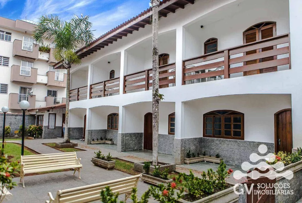 Sobrado, 8 quartos, 720 m² - Foto 2