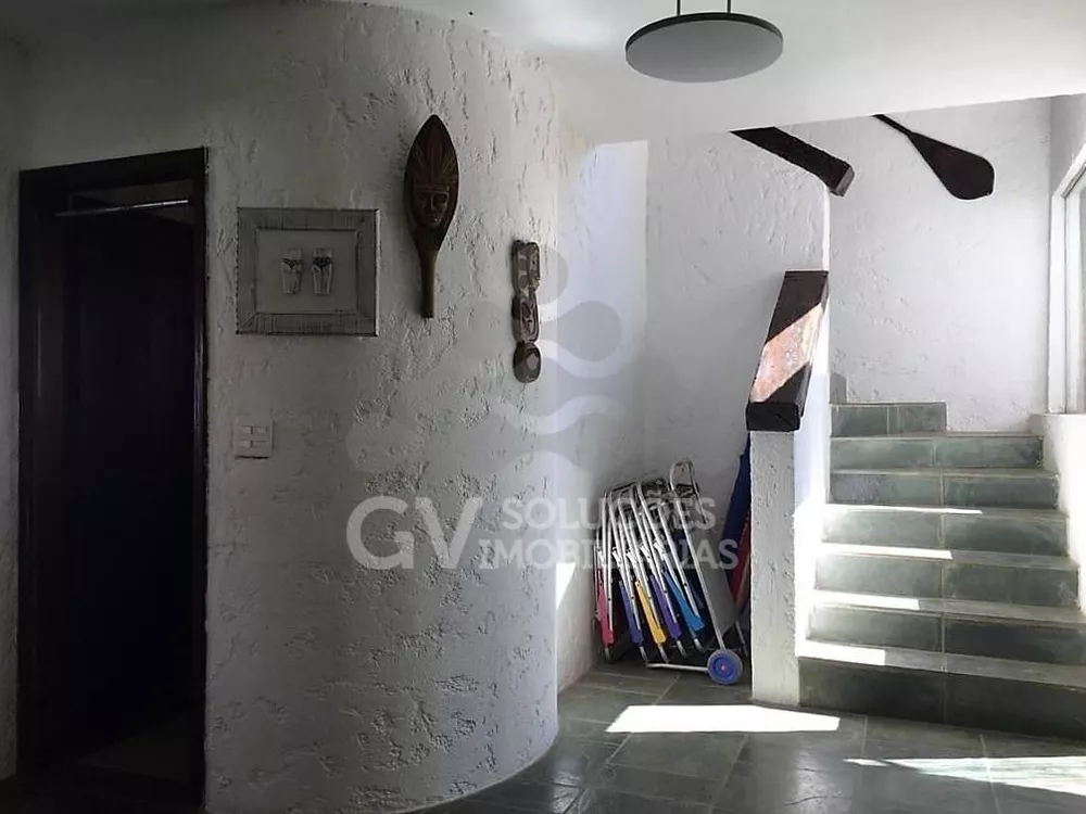 Casa de Condomínio à venda com 5 quartos, 426m² - Foto 3