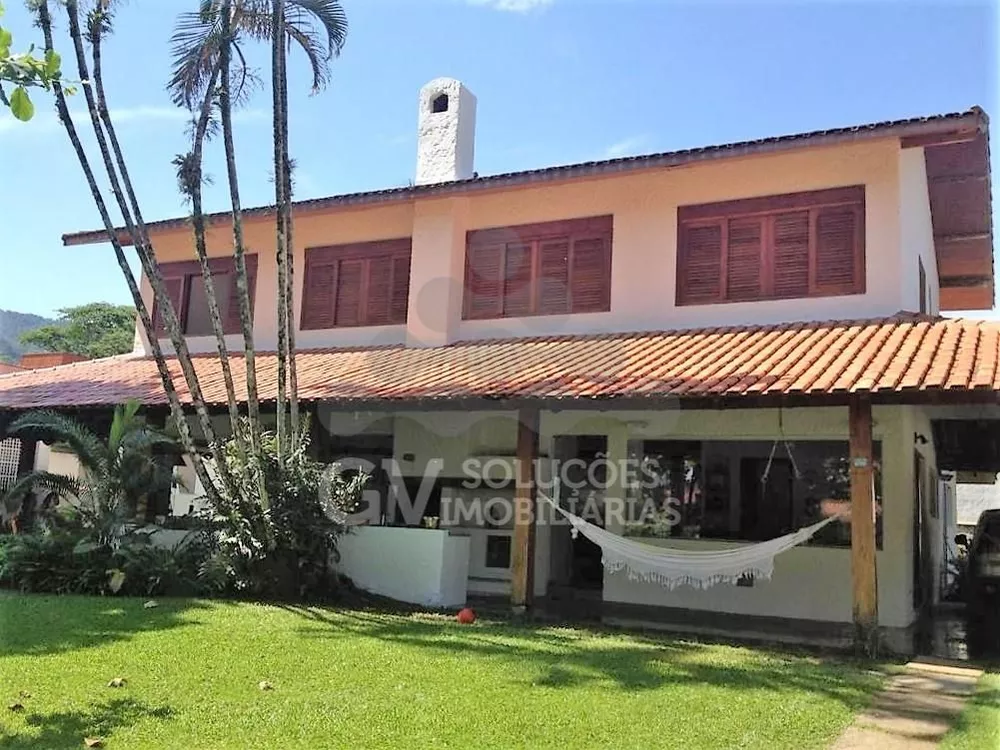 Casa de Condomínio à venda com 5 quartos, 426m² - Foto 1