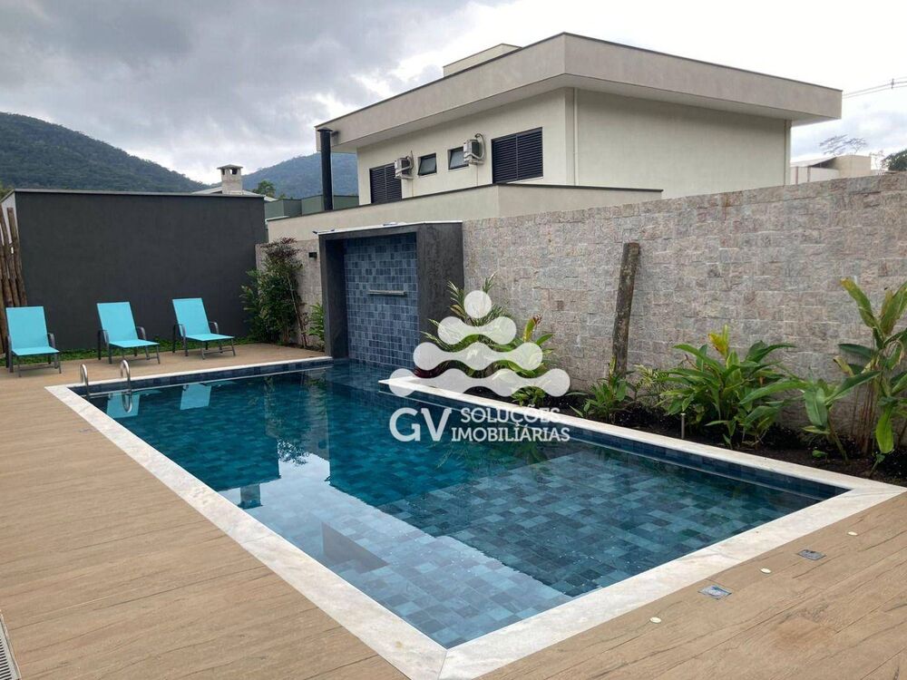 Casa, 4 quartos, 205 m² - Foto 1